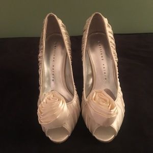 New! Martinez Valero white satin size 7 heels